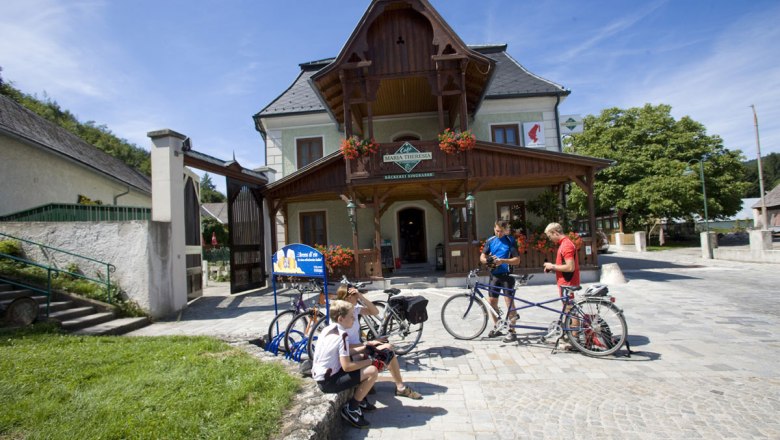 Cyklopauza na cyklotrase Triesting-Gölsental-Radweg, © Leo Himsl