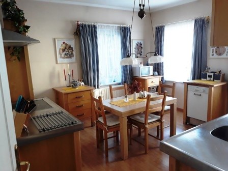 Kuchyňa, © bed and pool
