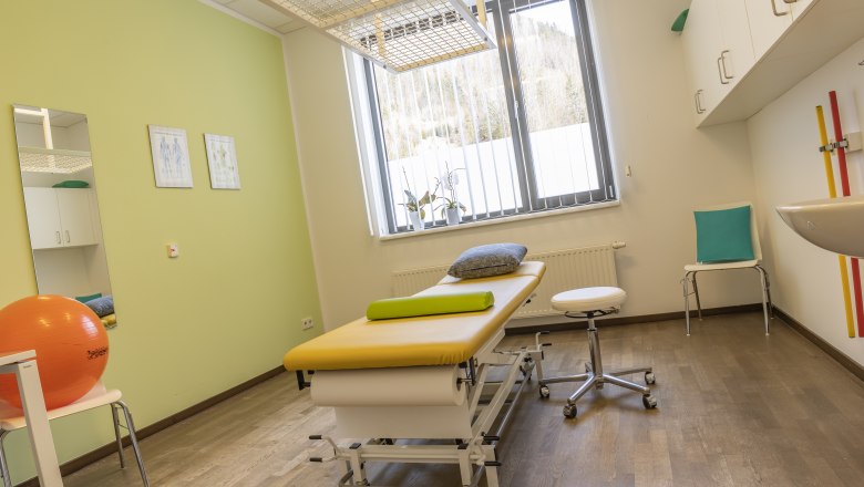 Massage and physiotherapy room, © Emotion Therapiezentrum GmbH