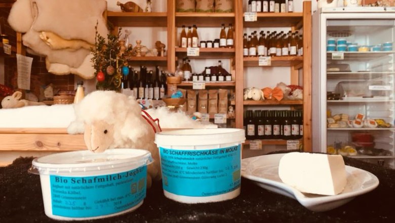 Farm store at the K&ouml;lbel organic sheep farm, &copy; K&ouml;lbel