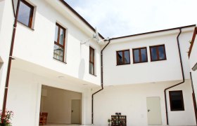 Catalleya House inner courtyard, © Catalleya Haus