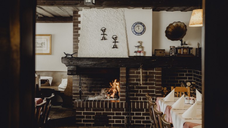 Refreshments in Oberkirchbach, © Niederösterreich Werbung/Sophie Menegaldo