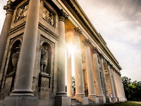 Valtice, Raistenkollonade, &copy; Weinviertel Tourismus/POV/Robert Herbst