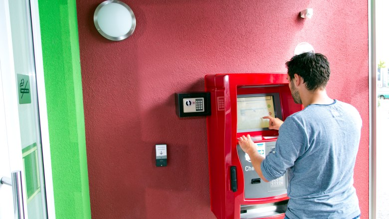 Check in terminal, © Cleverhotel GmbH