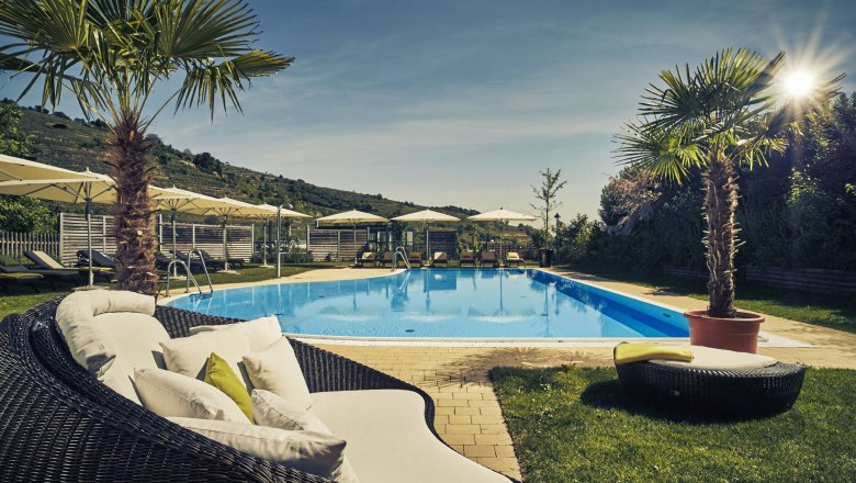 Steigenberger Krems, outdoor pool, &copy; Steigenberger Hotel and Spa, Andreas Hofer