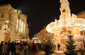 Jasno osvetlené: centrum mesta Baden počas predvianočného obdobia!, © GG Tourismus der Stadtgemeinde Baden