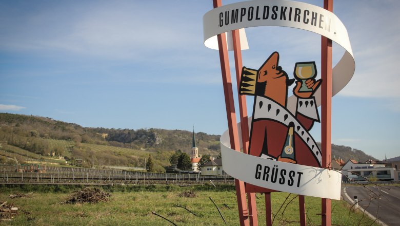 Gumpoldskirchen entrance from Baden, &copy; &copy; Sandra Taufratzhofer