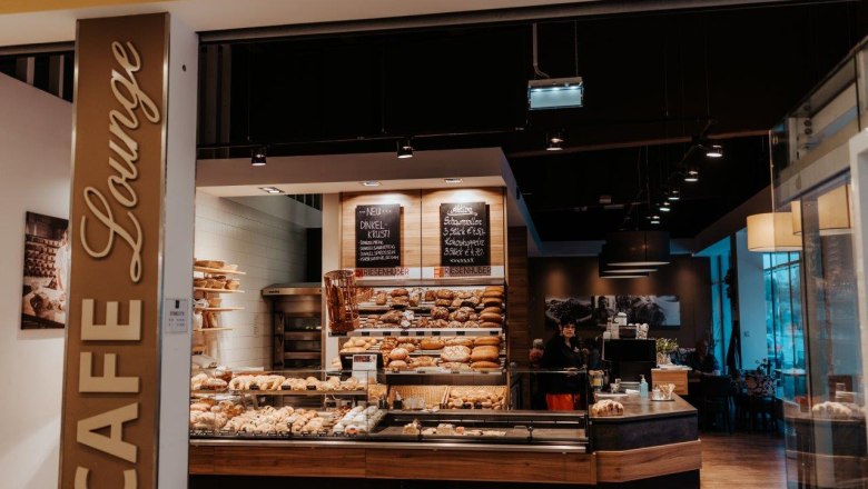 Cafe-Bakery-Confectionery Riesenhuber, &copy; B&auml;ckerei Riesenhuber