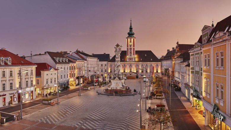 Námestie Rathausplatz v St. Pöltene, © Michael Liebert