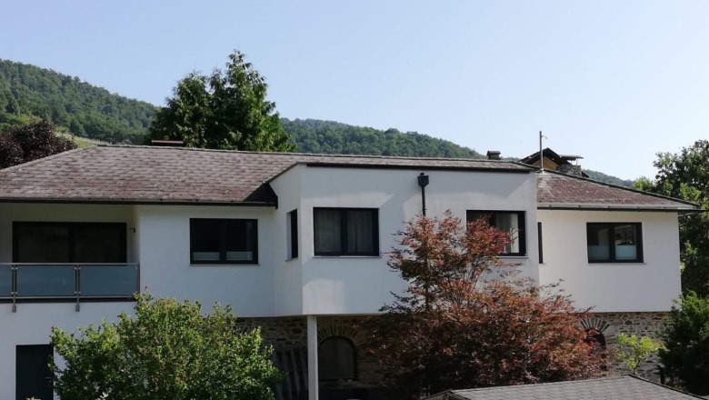Haus außen orig, © Familie Schoßmann