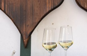 Wine glasses, © Weinviertel Tourismus / Doris Schwarz-König