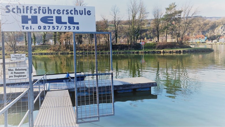 Jetty in the harbor of the Hell School of Navigation in Krummnussbaum, &copy; Donau N&Ouml; Tourismus GmbH