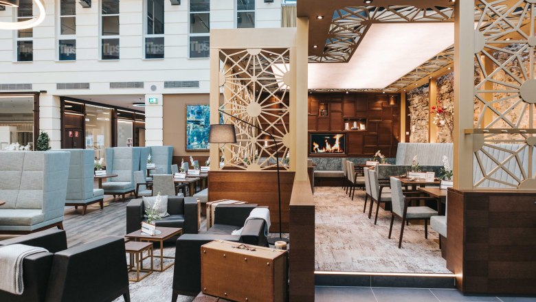 Caf&eacute; living room interior view, &copy; FMS Steinertor Gastronomie BetriebsgmbH