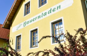 Farm store, &copy; Gf&ouml;hler Bauernladen