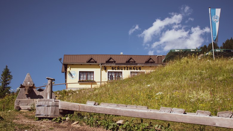 the shelter, © Andrea Leichtfried