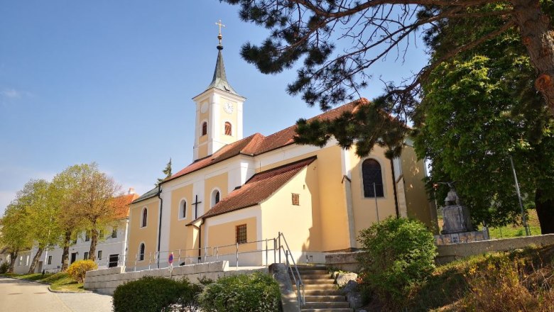 Farsk&yacute; kostol G&ouml;sing, &copy; Andrea M&uuml;ller