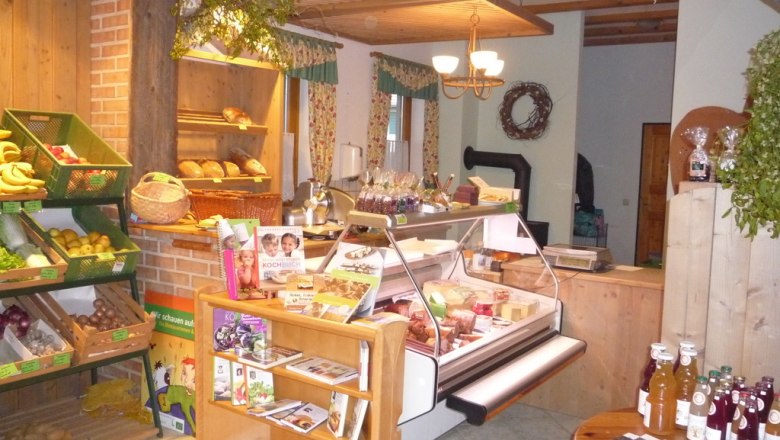 Assortment in the Nibelungen organic store, © Nibelungen Bioladen