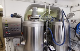 TDR brewing kettle, &copy; Drunken Unicorn Beer Factory