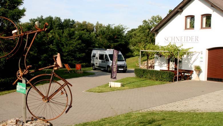 Rest area, &copy; Martina Schneider