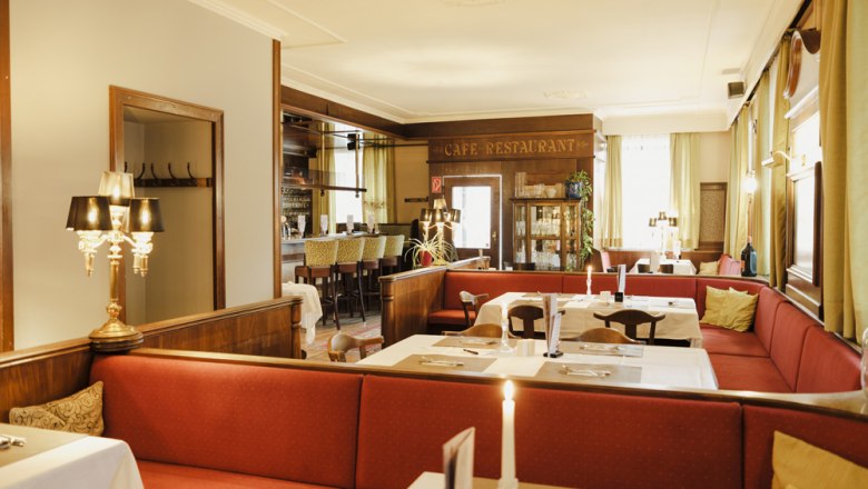 Cozy coffee house atmosphere, © Niederösterreich Werbung/Michael Reidinger