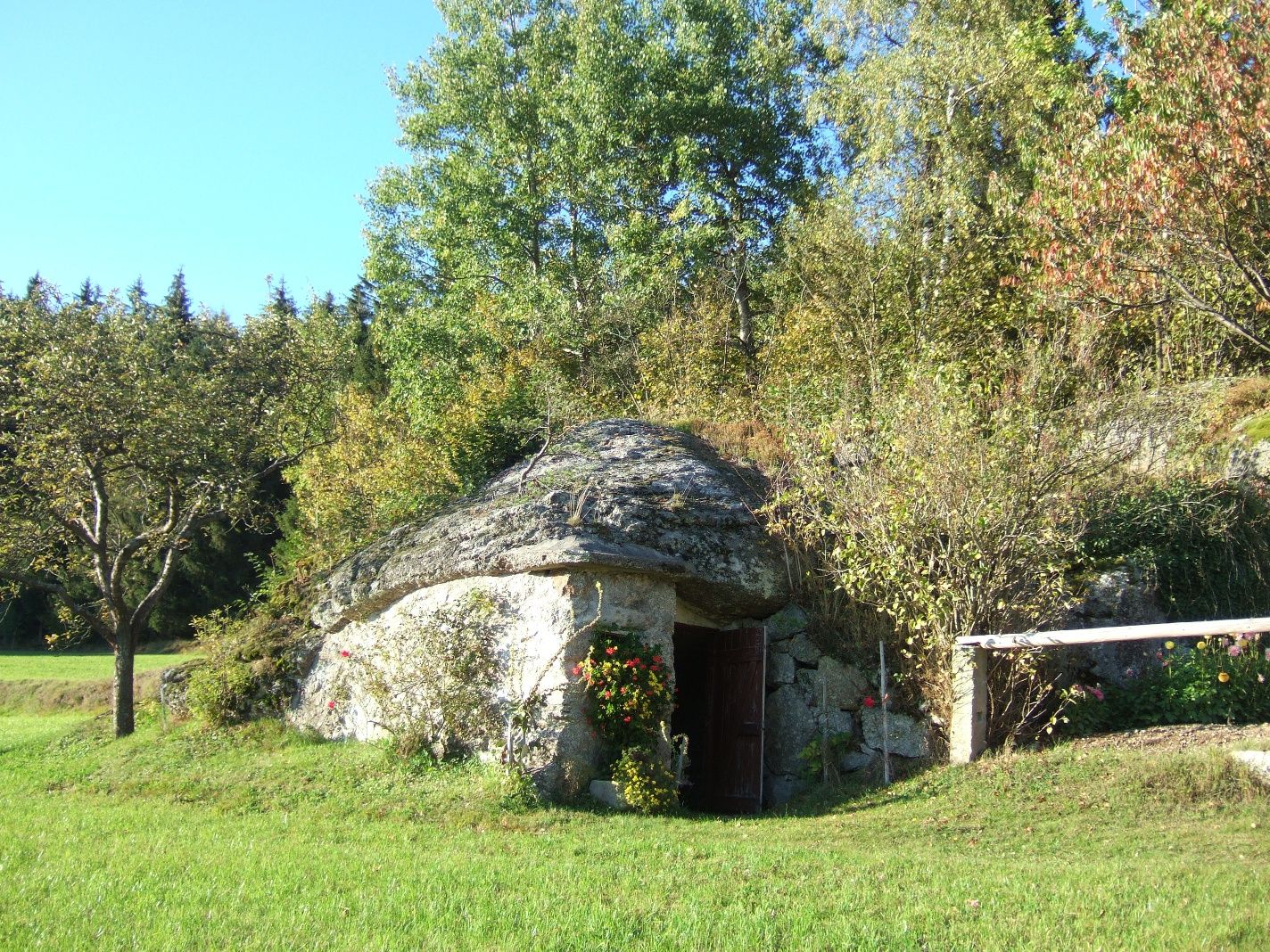 Skalná pivnica pri Altmelone