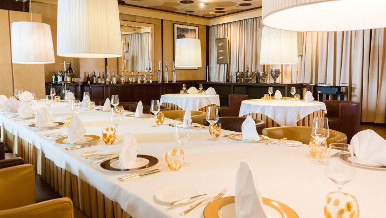 Dining room, &copy; M&ouml;rwald