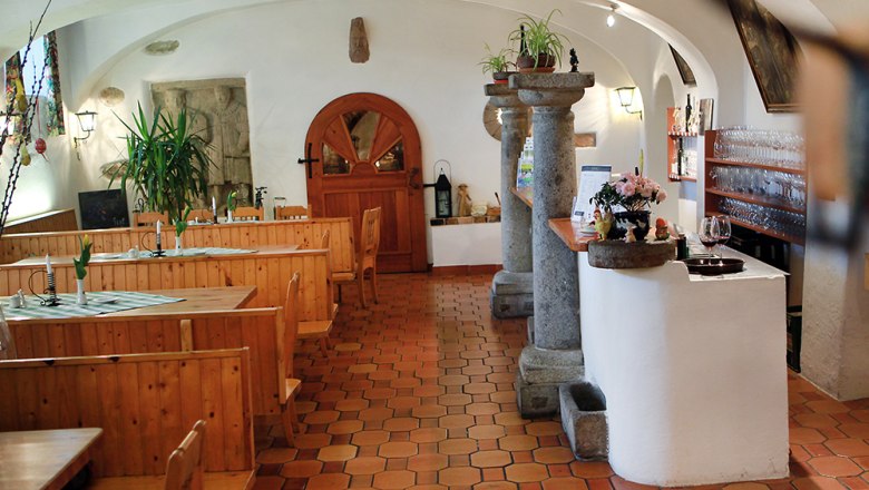 Wine tavern, &copy; weinfranz.at