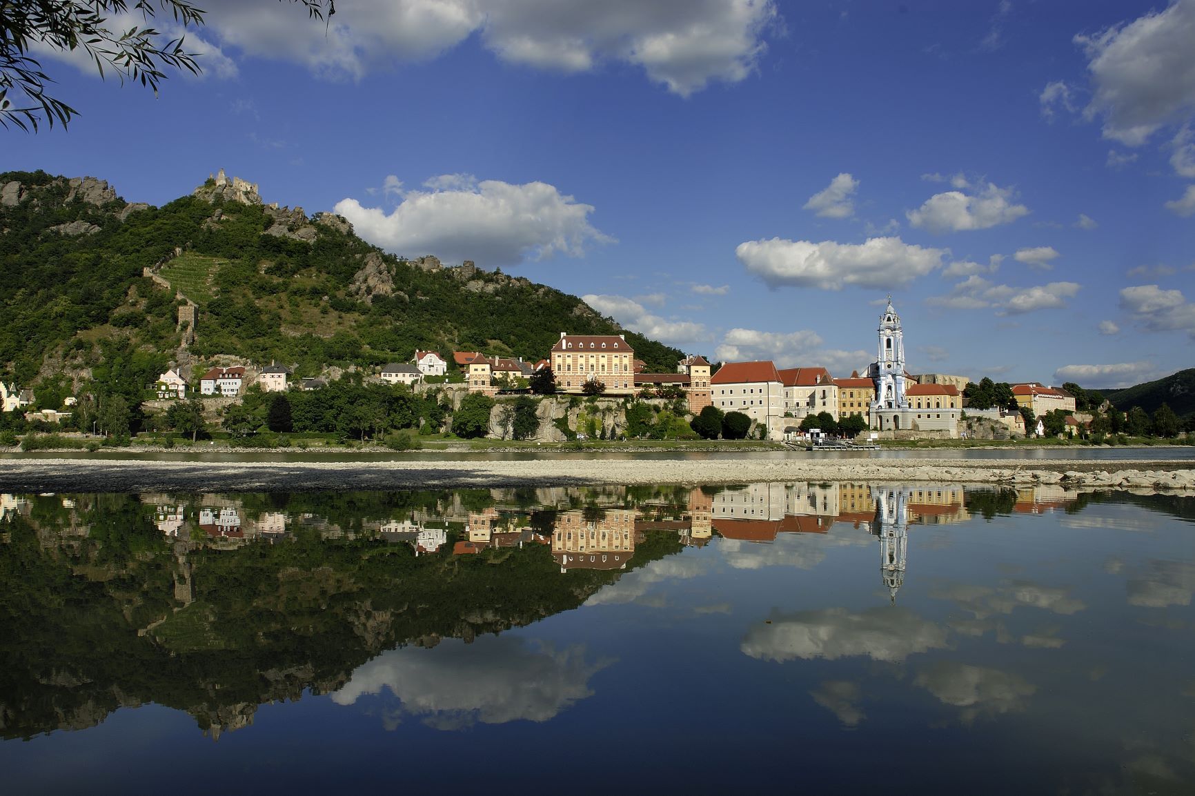 Dürnstein s modrou vežou