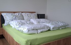 Bedroom, &copy; Elisabeth und Lukas Bensch