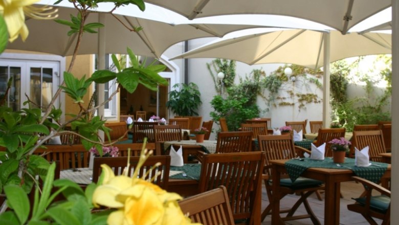 Guest garden at the Hotel-Restaurant Zur Post, &copy; Hotel-Restaurant Zur Post