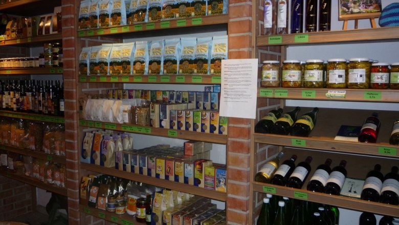 Assortment in the Nibelungen organic store, © Nibelungen Bioladen