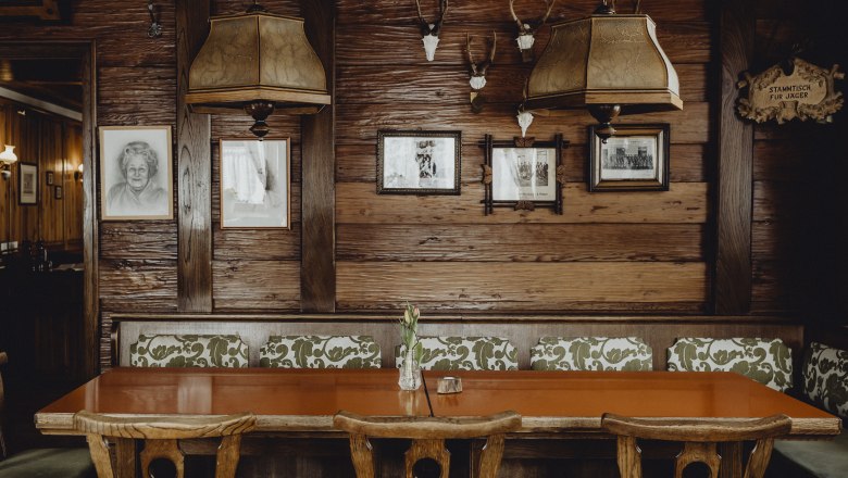 Cozy pub parlor, &copy; Nieder&ouml;sterreich Werbung/Sophie Menegaldo
