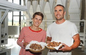 Nussland, orechovn&iacute;ky, ktor&eacute; zu&scaron;ľachťuj&uacute;, &copy; Franz Crepaz