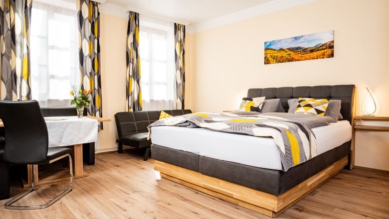 Room view, &copy; Georg Pomassl