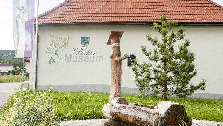 Exterior view, &copy; Corinna Pernitsch