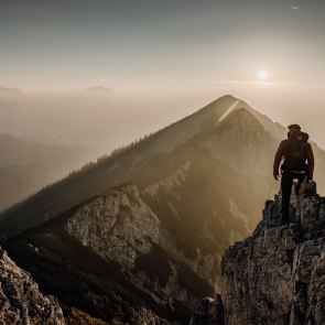 Niektorí chcú ísť dole, iní hore., © Max Mauthner