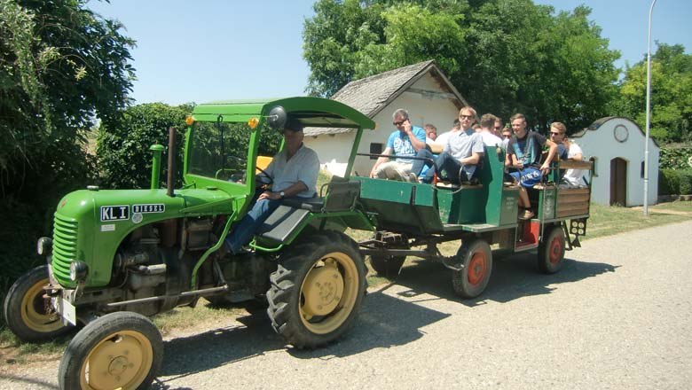 Tractor ride, © Hanfland