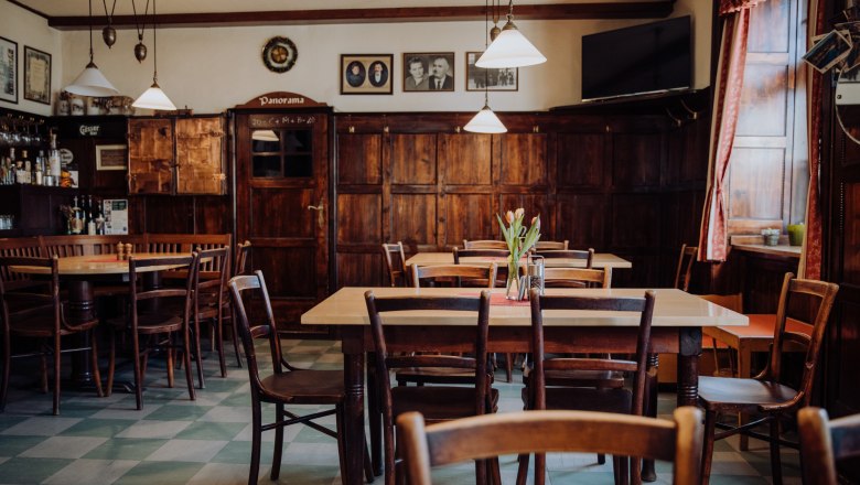 Traditional tavern parlor, © Niederösterreich Werbung/thecreatingclick.com