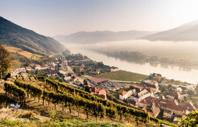 View from the Tausendeimerberg in Spitz in fall, © Robert Herbst