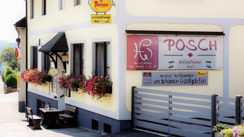 The Posch Inn, &copy; Karl Gradwohl