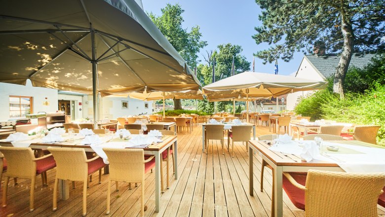 Terrace, &copy; Sch&uuml;ttkasten Geras/Franz Gleiss