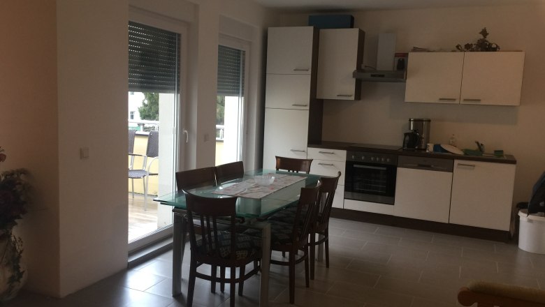 Kitchen & breakfast room, Privatzimmer Jarosch, Tulln, &copy; Familie Jarosch