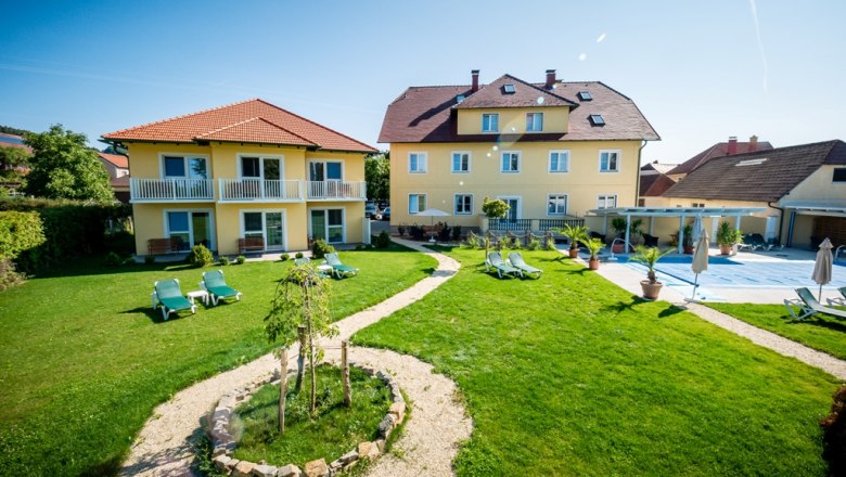 Garden area Dorfhotel Grüner Baum, © Photography Pfeffel Garden area Dorfhotel Grüner Baum, © Photography Pfeffel