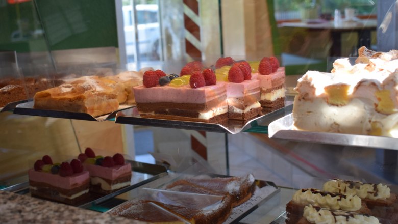 Kaviareň Mancini, &copy; Cafe Mancini