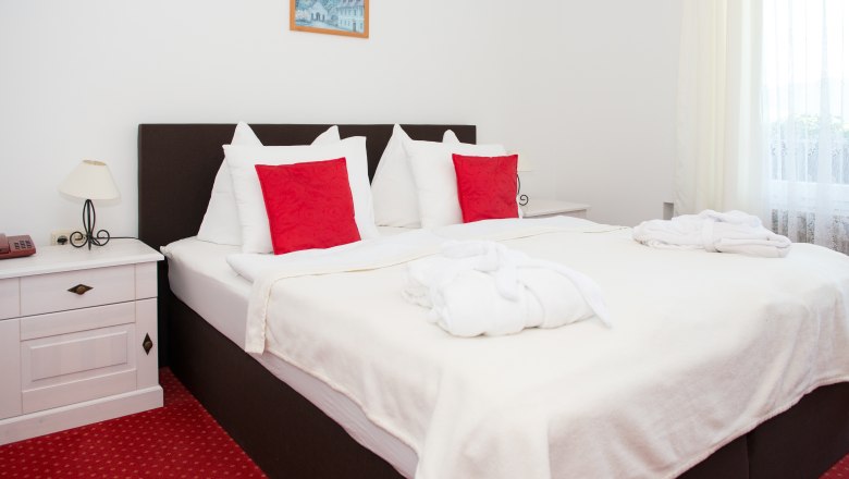 Relaxing nights are guaranteed, &copy; Alpenhotel Ensmann