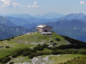 Habsburghaus, &copy; &copy;Wiener Alpen, Foto: www.eva-gruber.com