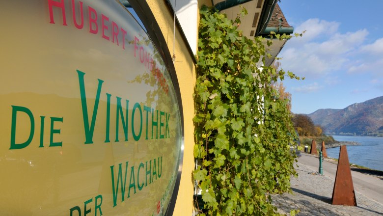 Company sign, © Fohringer