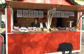 Game products Maurer family, Orth/D., market stall, &copy; Familie Maurer