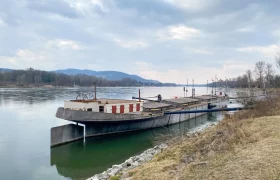 DONAU landing stage, Korneuburg harbor, &copy; SEFKO