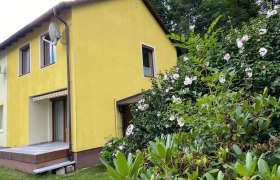 Garden in the vacation home at the castle park, © Wiener Alpen